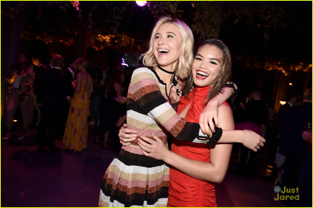 'Alexa & Katie's Paris Berelc & Isabel May Party It Up at Netflix's Emmys Celebration