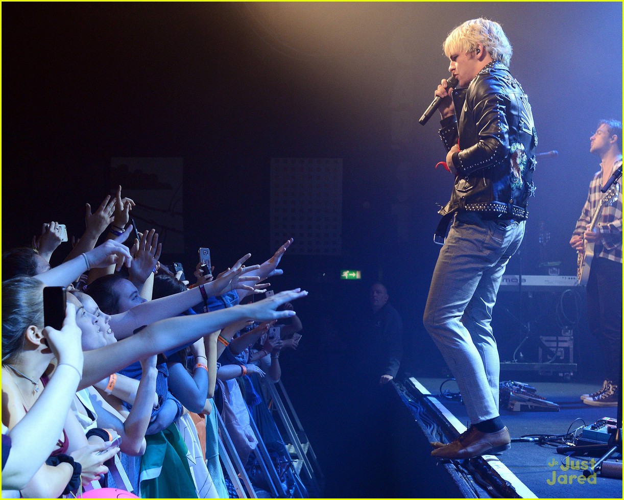 R5 Plan To Expand Their 'New Addictions' Tour Even More