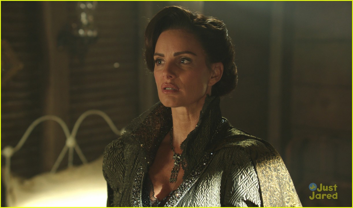 Adelaide Kane's Drizella Is Not To Be Underestimated on 'Once Upon A Time'
