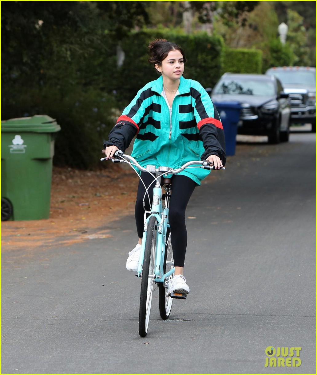 Selena Gomez Bikes Her Way Back to the '90s