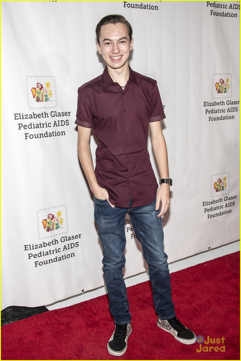 Meredith Foster & 'Zombies' Stars Meg Donnelly & Milo Manheim Hit 'A Time For Heroes' Festival