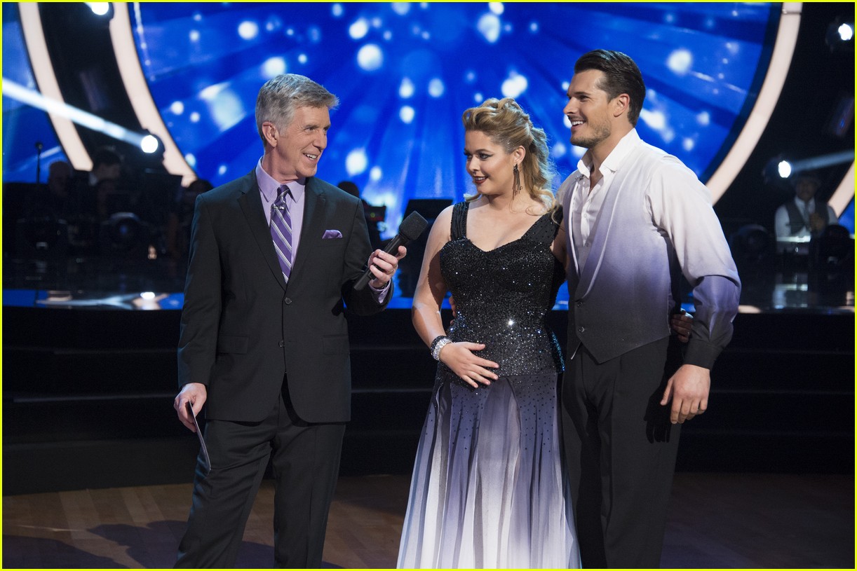 Sasha Pieterse Lost 37 Pounds Competing on 'DWTS'