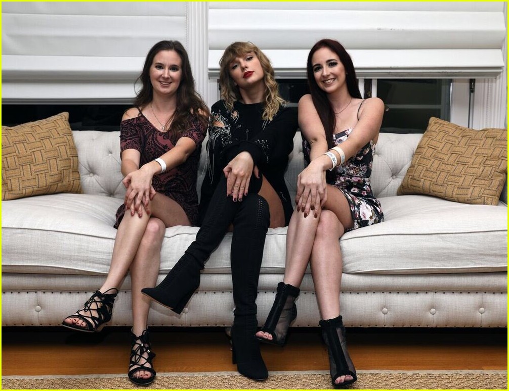 Taylor Swift Wears Snake Ring to Secret Session in Rhode Island (Photos)