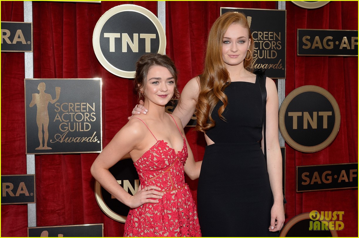 Maisie Williams Congratulates Sophie Turner on Joe Jonas Engagement!