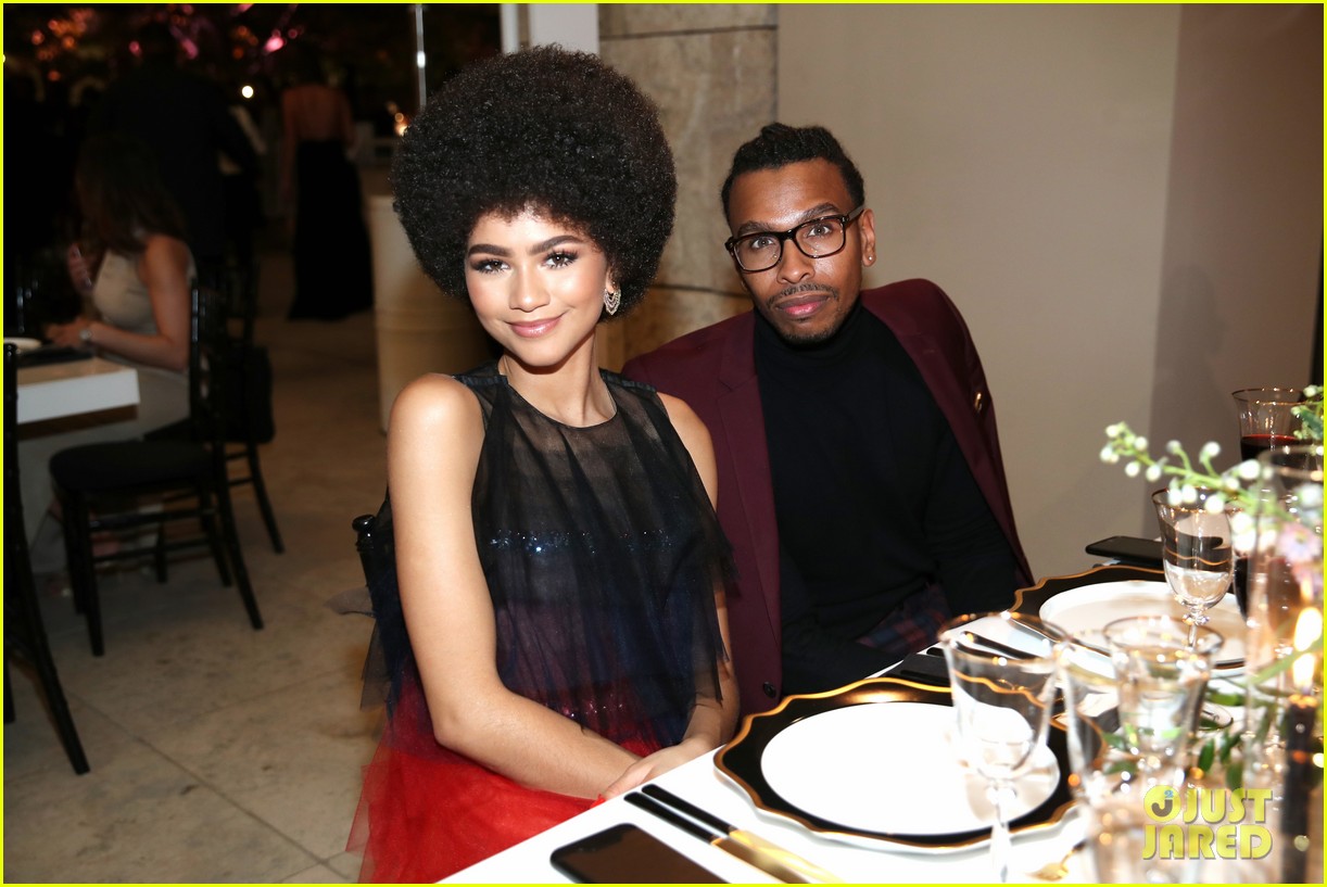 Zendaya, Elle Fanning, & Phoebe Tonkin Strut Their Stuff at InStyle Awards