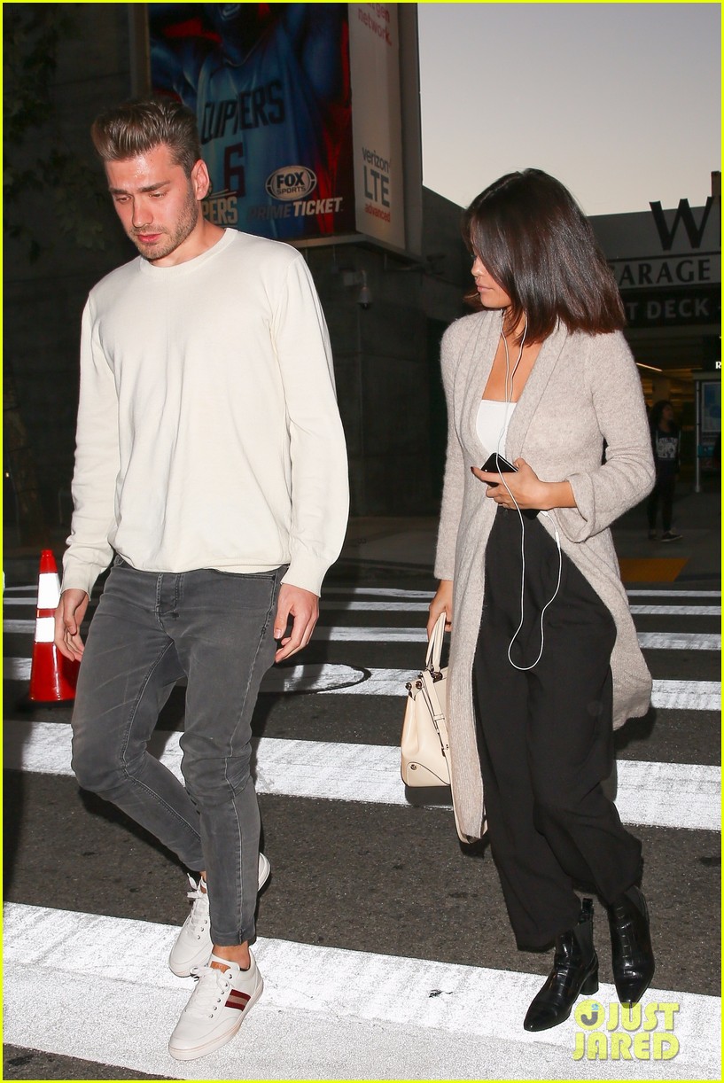 Selena Gomez Joins Justin Bieber for Two Church Services in One Day