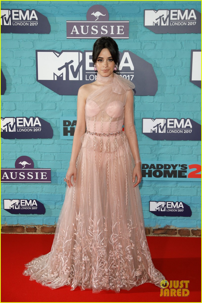 Camila Cabello Is Pretty in Pink for MTV EMAs 2017