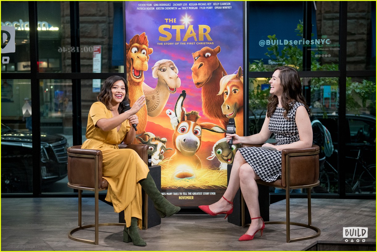 Gina Rodriguez Calls Voice Acting an 'Interestingly Lonely Experience' (Video)