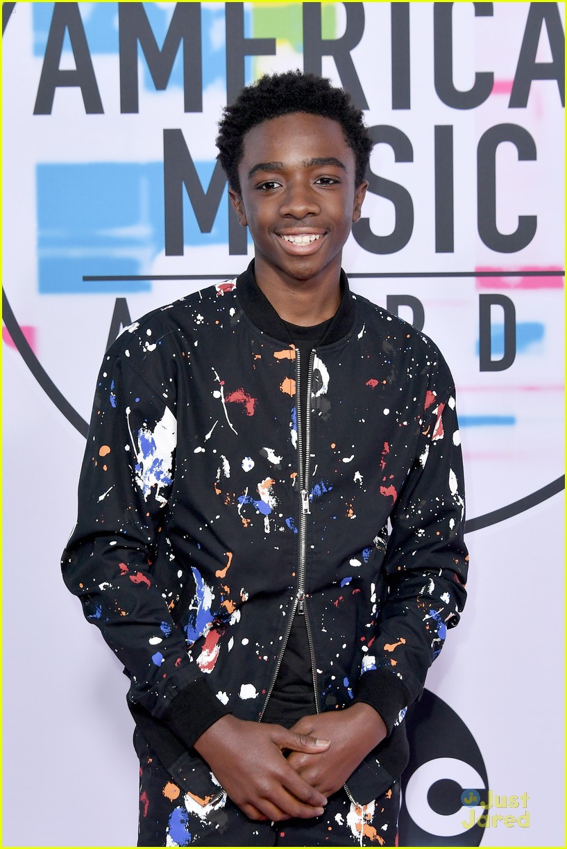 Sadie Sink, Caleb McLaughlin & Gaten Matarazzo Bring a Little 'Stranger Things' to AMAs 2017