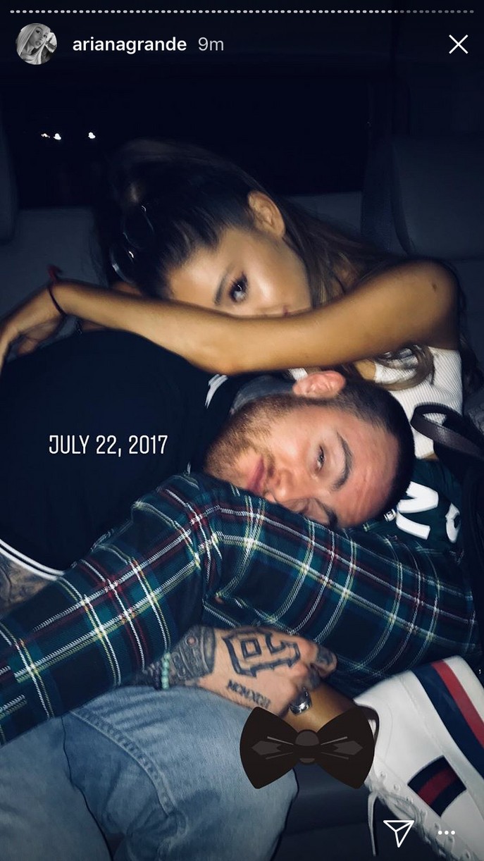 Ariana Grande Recaps Her 2017 on Instagram Stories - See The Pics!
