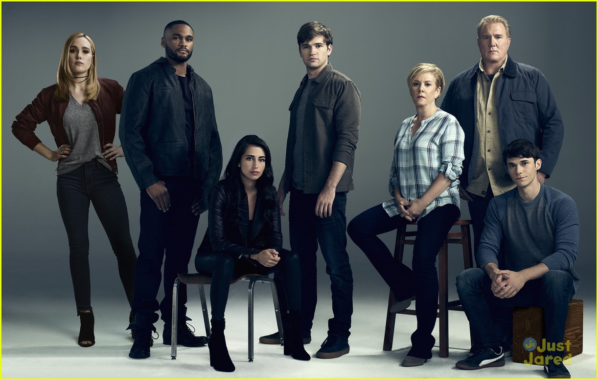 Willa & Holden Get Steamy In New 'Beyond' Teaser - Watch!