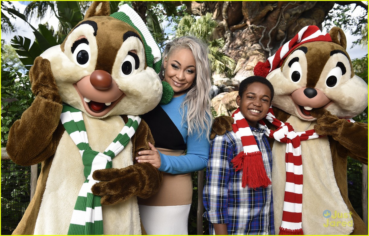 Sofia Carson is 'Chillin' Like A Snowman' on Tonight's 'Disney Channel Holiday Celebration' - Listen Now!