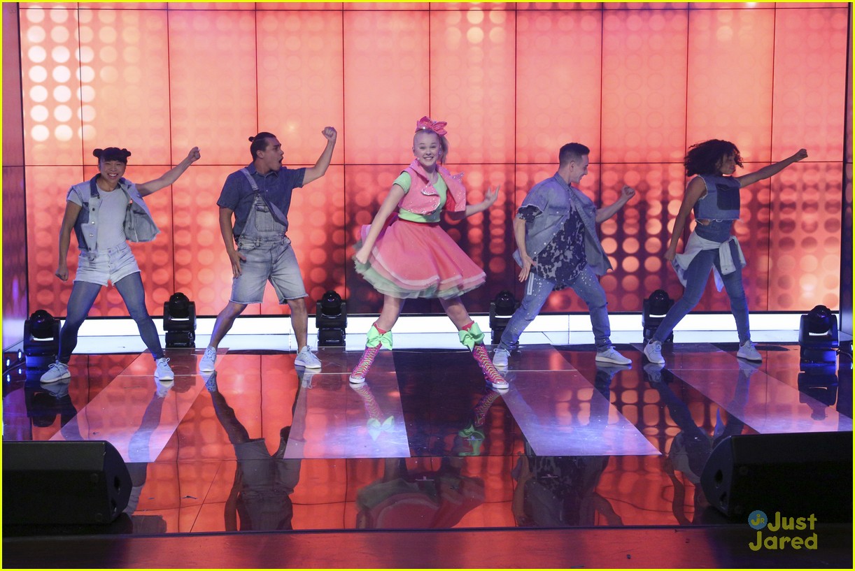 JoJo Siwa Wears Bright Pink To Two Appearances in NYC