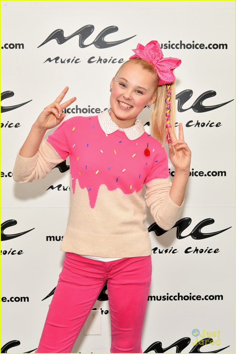 JoJo Siwa Wears Bright Pink To Two Appearances in NYC