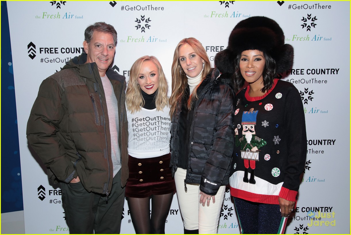Nastia Liukin Goes Ice Skating at Bryant Park for Free Country & Fresh Air Fund's Partnership Event