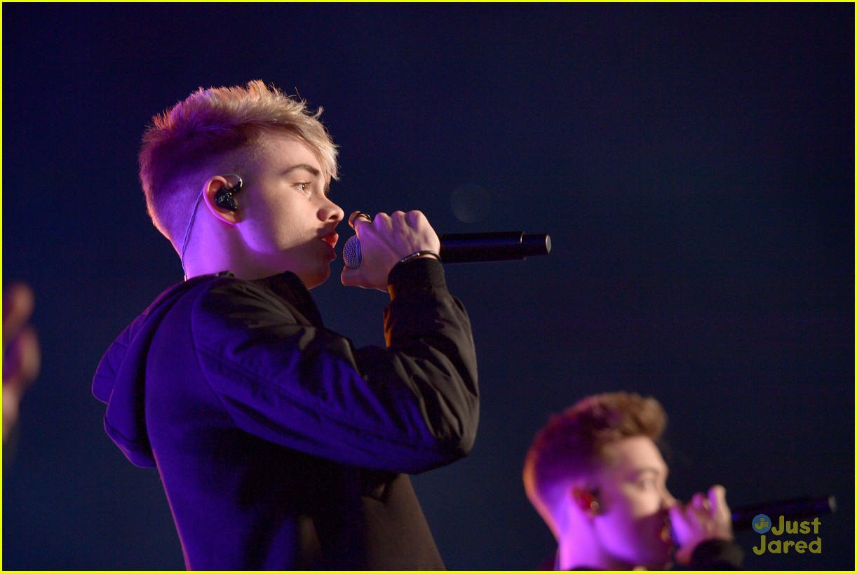 Why Don't We Have Time Of Their Lives at Jingle Ball LA