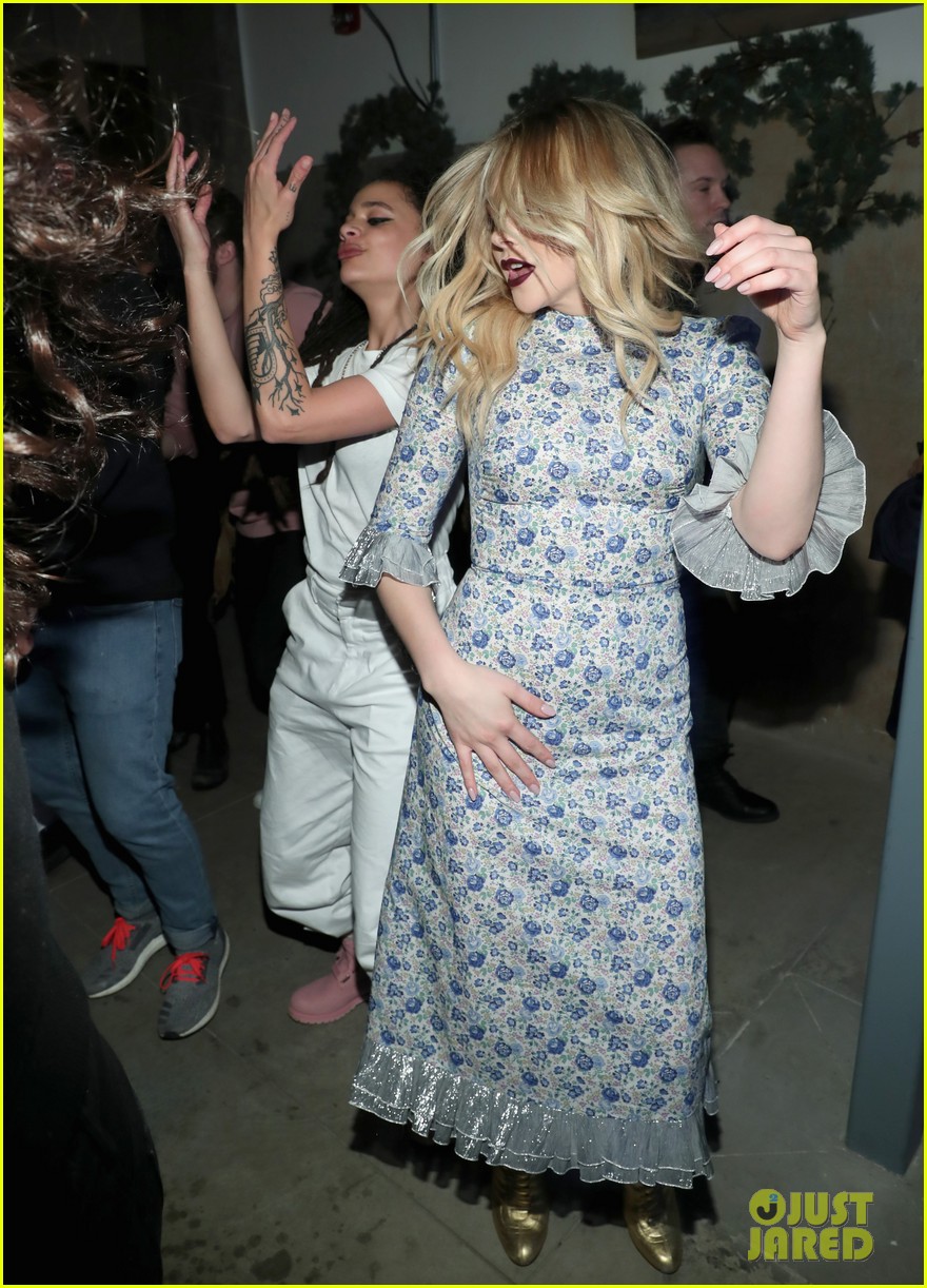 Chloe Moretz & Sasha Lane Bust a Move Together at Sundance 2018!