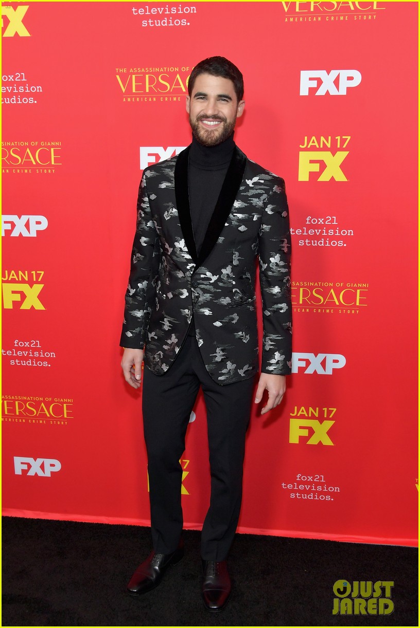 Lea Michele & Billie Lourd Have 'Scream Queens' Reunion at Darren Criss' 'Versace' Premiere