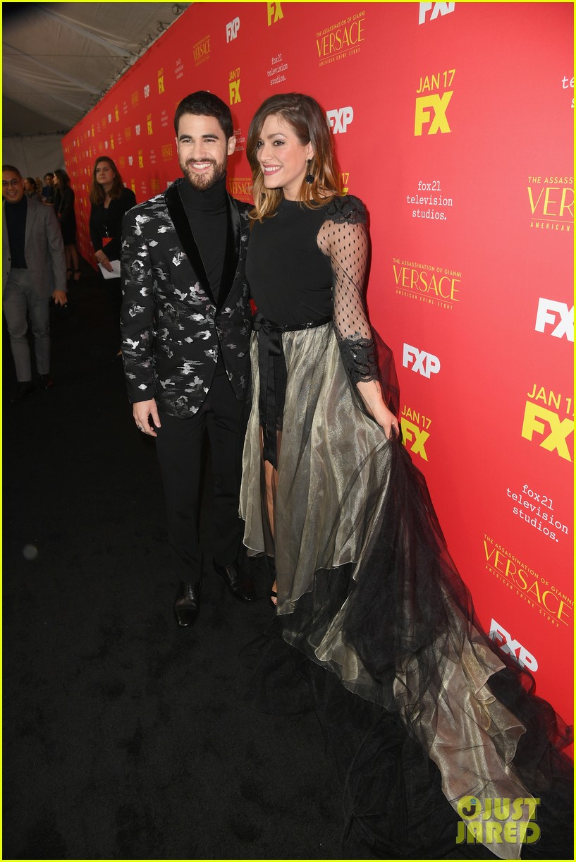 Lea Michele & Billie Lourd Have 'Scream Queens' Reunion at Darren Criss' 'Versace' Premiere