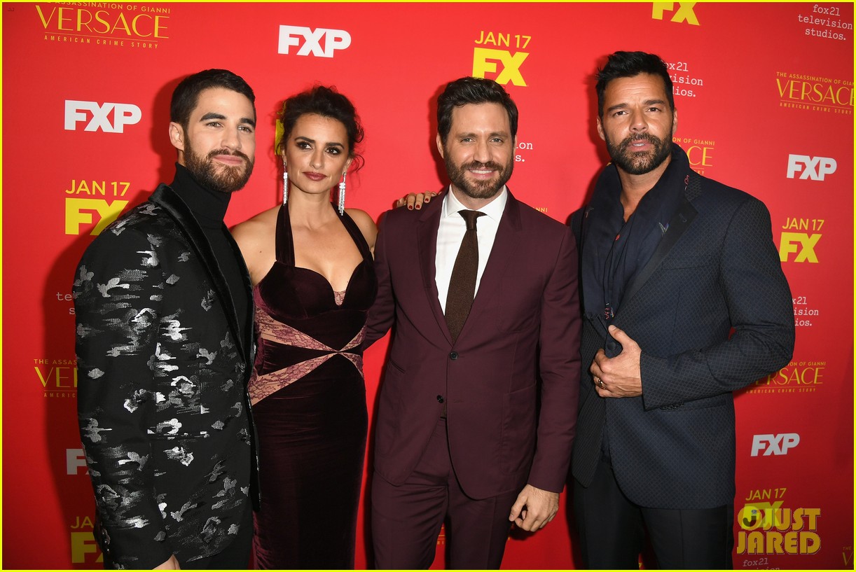 Lea Michele & Billie Lourd Have 'Scream Queens' Reunion at Darren Criss' 'Versace' Premiere