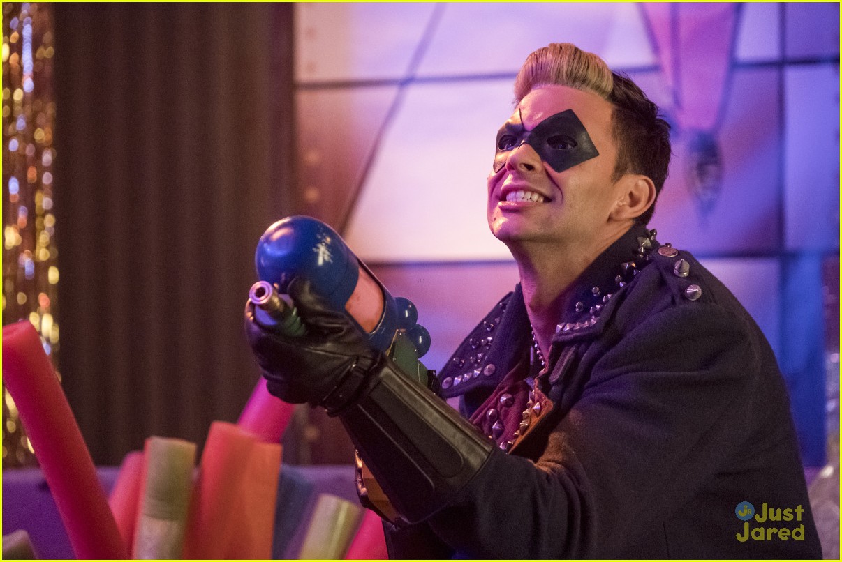 Ralph Dibny Gets A Whole New Superhero Look on 'The Flash' Tonight