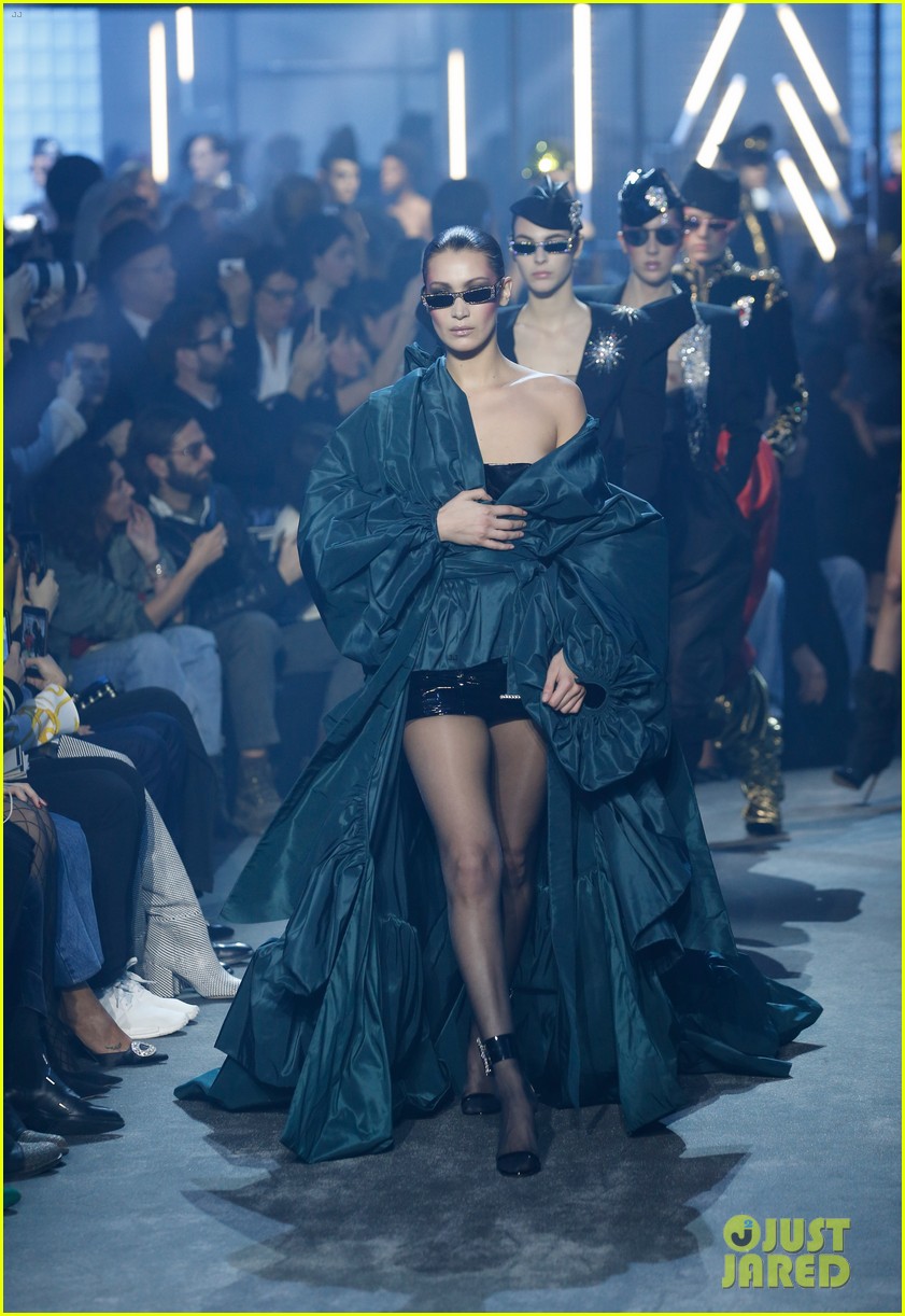 Bella Hadid Closes the Alexandre Vauthier Fashion Show