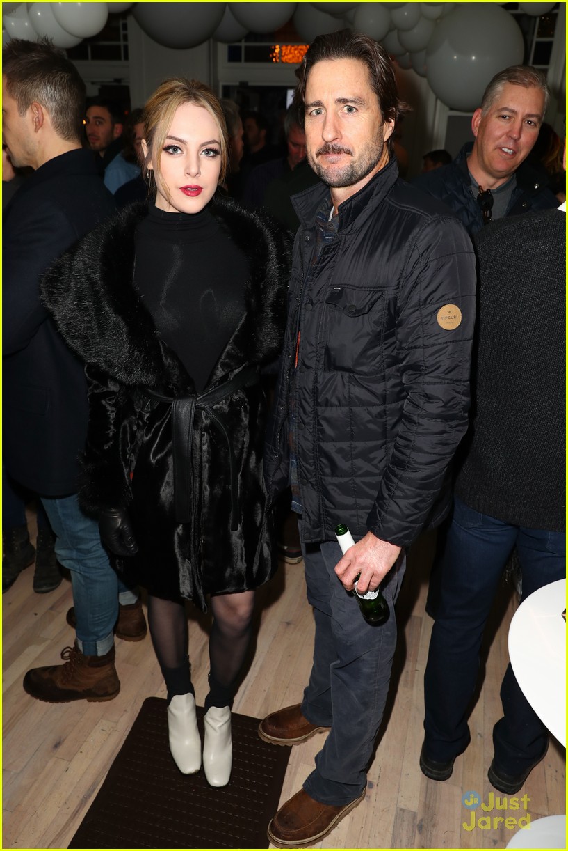 Elizabeth Gillies Premieres New Film 'Arizona' at Sundance Film Festival 2018