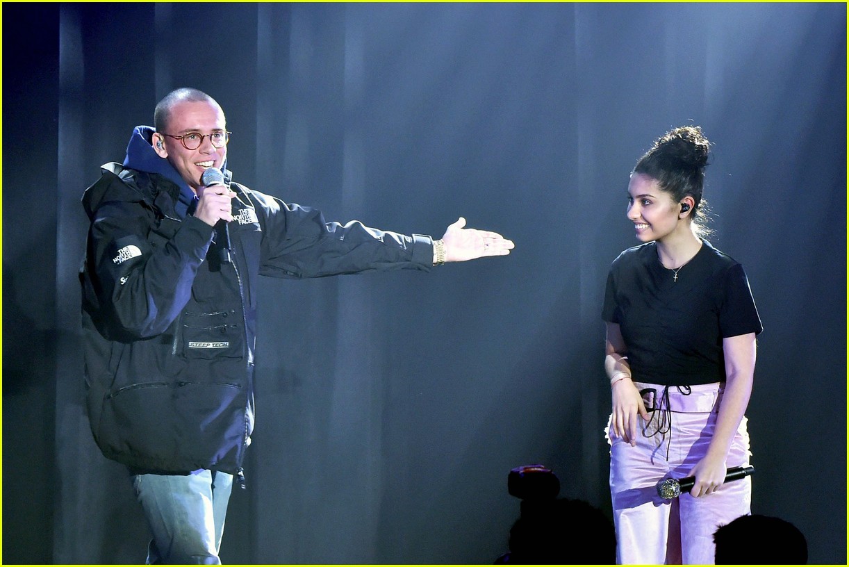 Alessia Cara & Julia Michaels Perform at Lucian Grainge's Pre-Grammys Showcase