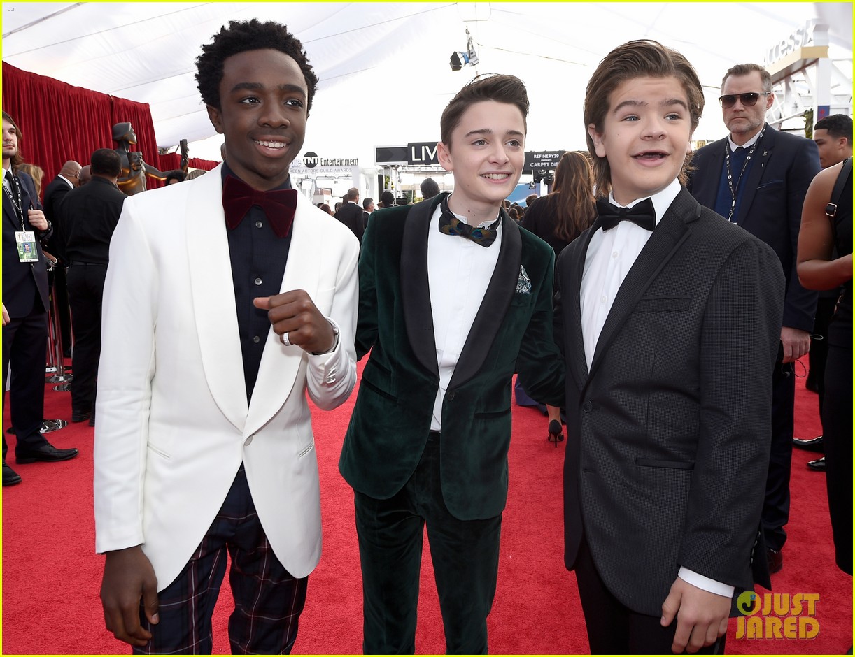 Sadie Sink Looks So Pretty at SAG Awards 2018!