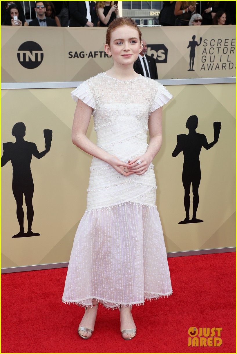 Sadie Sink Looks So Pretty at SAG Awards 2018!