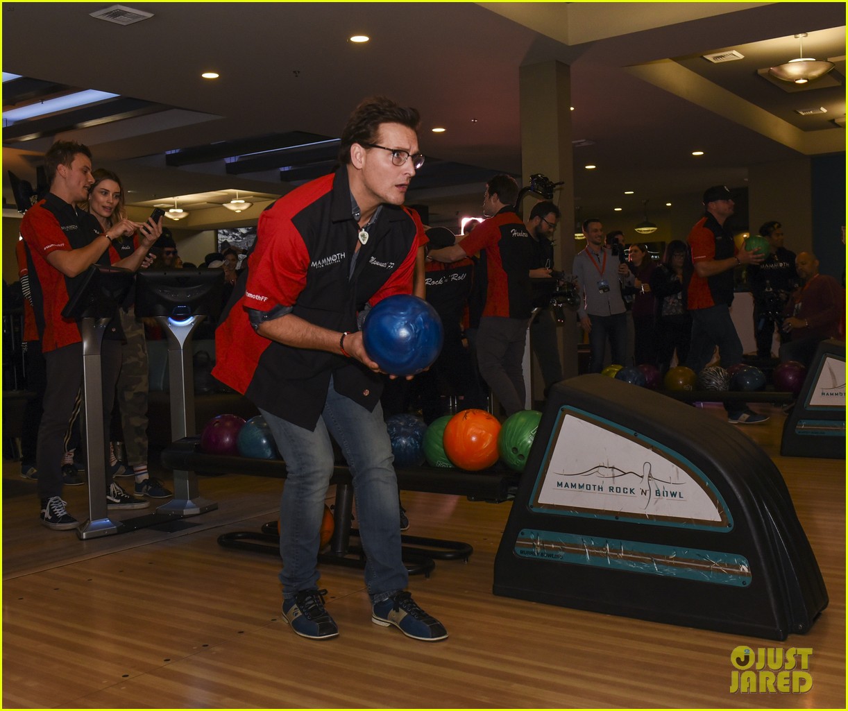 'Twilight' Stars Reunite at Charity Celebrity Bowling Tournament