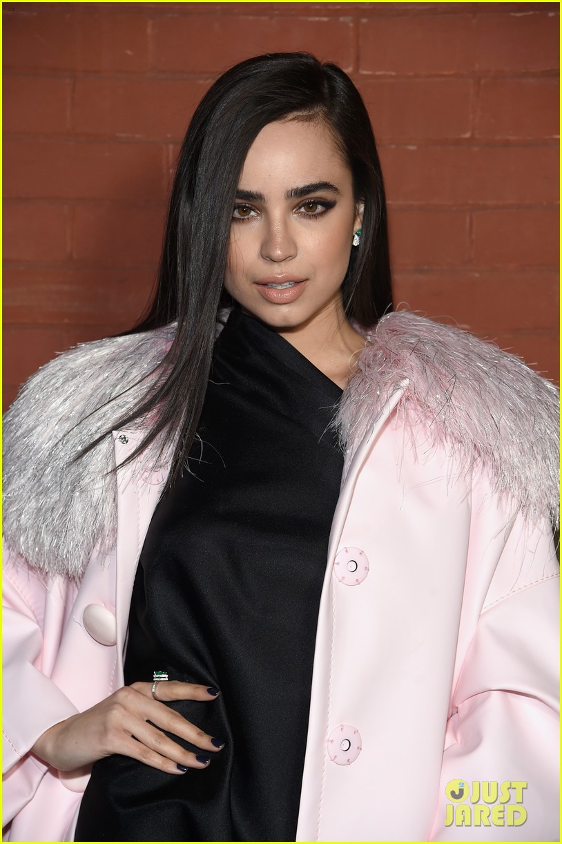 Bebe Rexha & Jasmine Sanders Watch Kaia Gerber Walk in Marc Jacobs Fashion Show