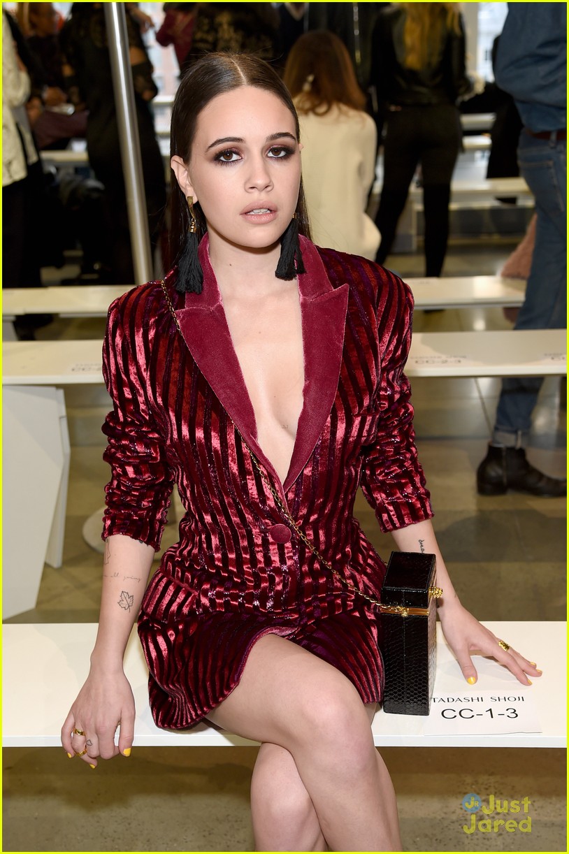 Chloe Lukasiak & Bea Miller Kick Off New York Fashion Week In Striking Looks