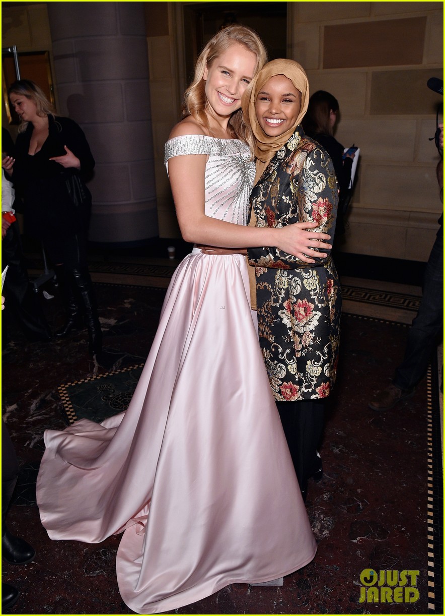 Eva Gutowski, Niki & Gabi, & More Support Sailor Brinkley-Cook at Sherri Hill Fashion Show