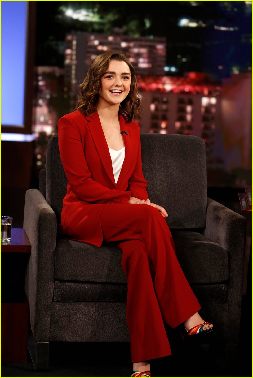 Maisie Williams Knows the 'Game Of Thrones' Ending Already - Watch!