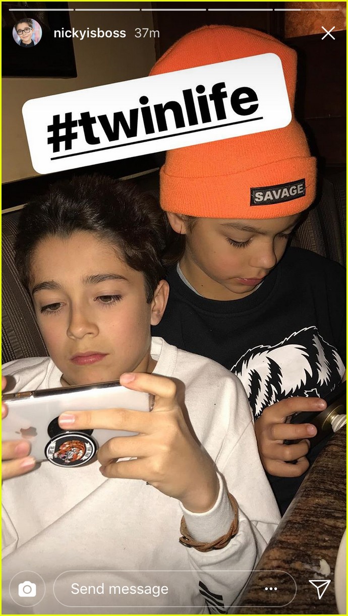 'Stuck In The Middle' Stars Malachi Barton, Nicolas Bechtel & Ariana Greenblatt Break World Records!
