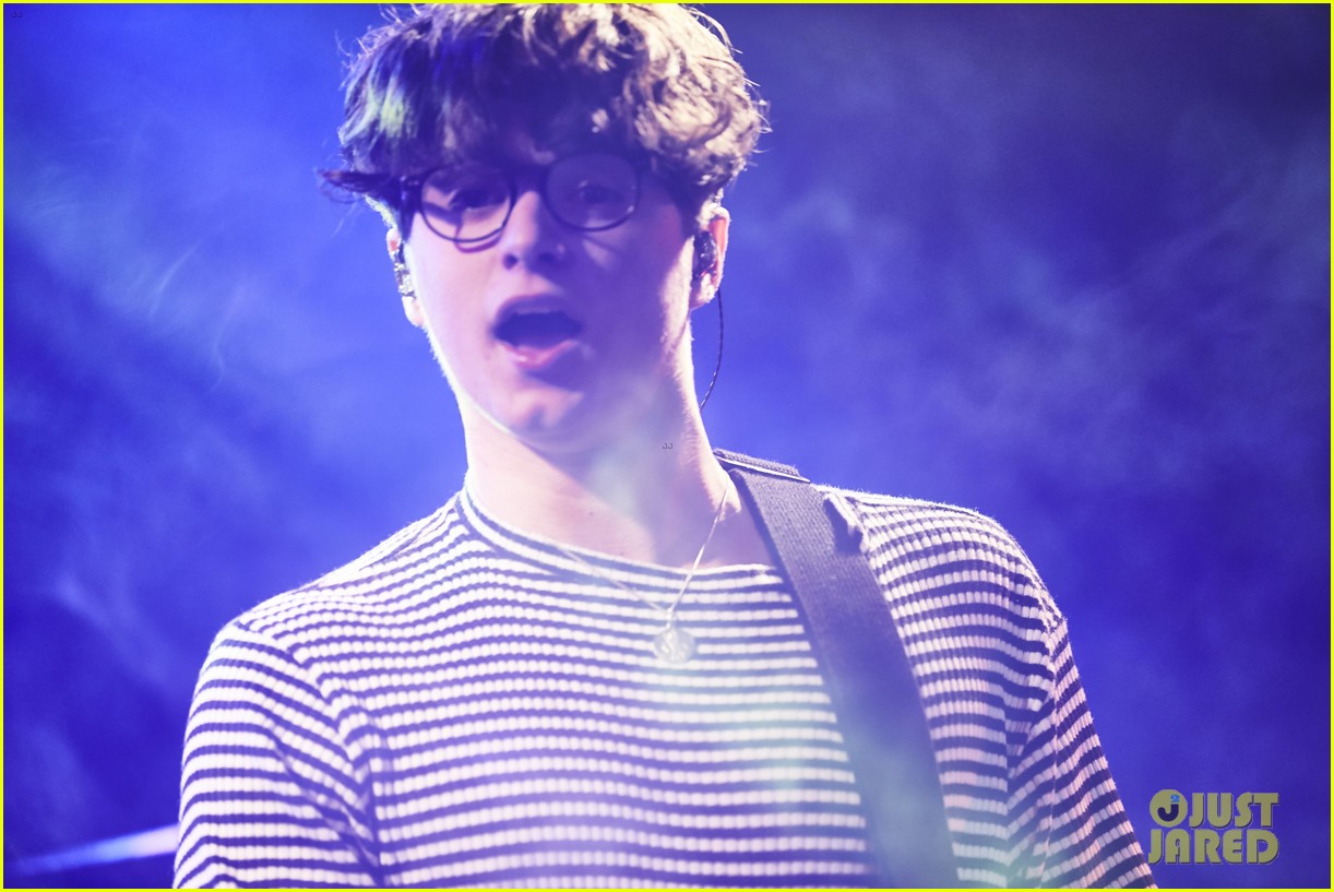 The Vamps Perform Concert For War Child Charity After BRIT Awards