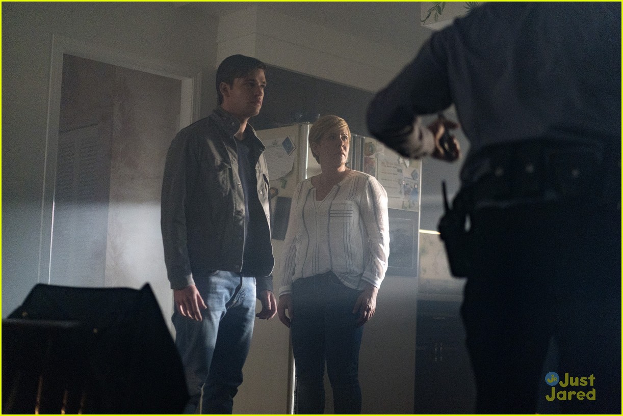 Holden Makes An Ultimate Sacrifice in 'Beyond's Season 2 Finale