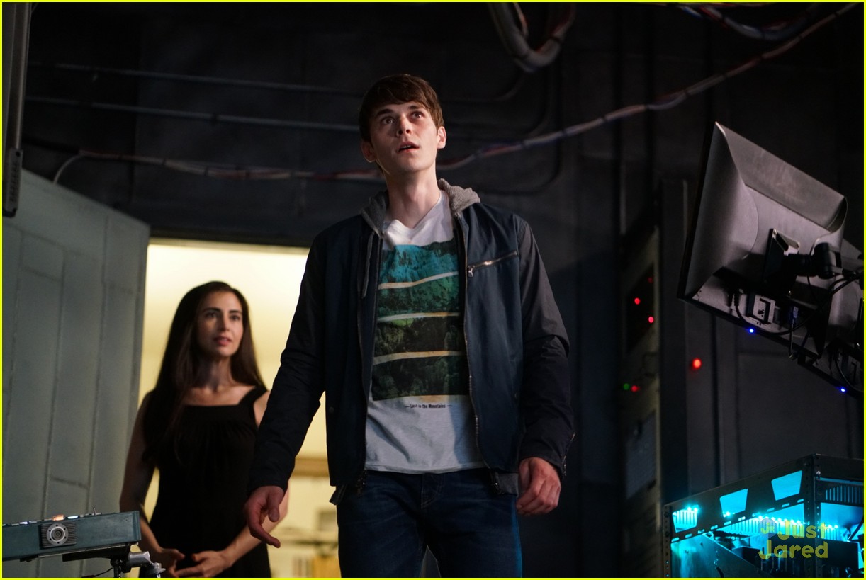 Dilan Gwyn, Burkely Duffield, Jonathan Whitesell & 'Beyond' Cast Try (& Fail) A Frustrating Maze Game (Exclusive)