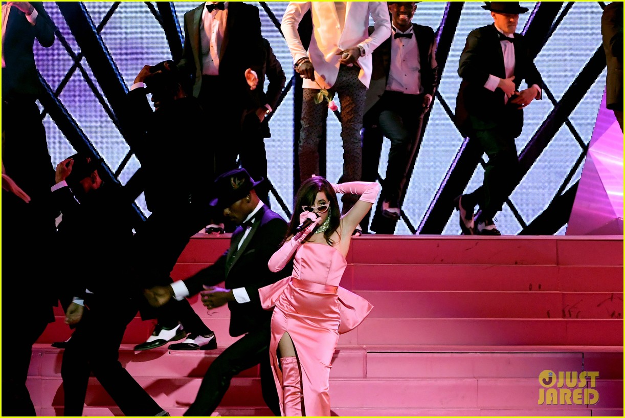 Camila Cabello Dons Pink Dress for 'Havana' Performance at iHeartRadio Music Awards (Video)