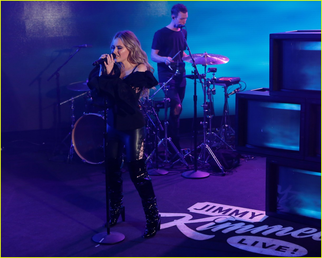 Sabrina Carpenter & Jonas Blue Perform 'Alien' on 'Jimmy Kimmel Live!' (Video)