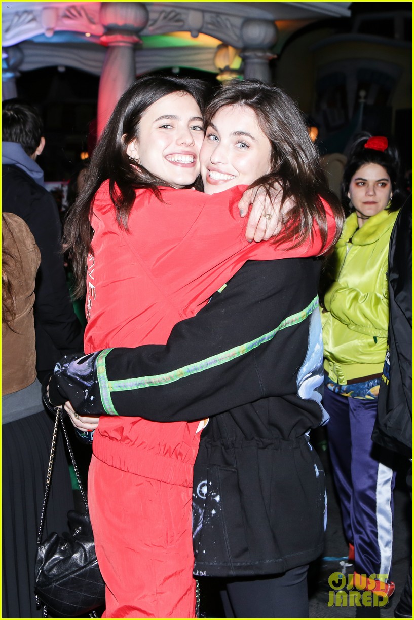 Olivia Holt, Sabrina Carpenter, Tommy Dorfman & More Celebrate Mickey Mouse at the Opening Ceremony Fashion Show at Disneyland!