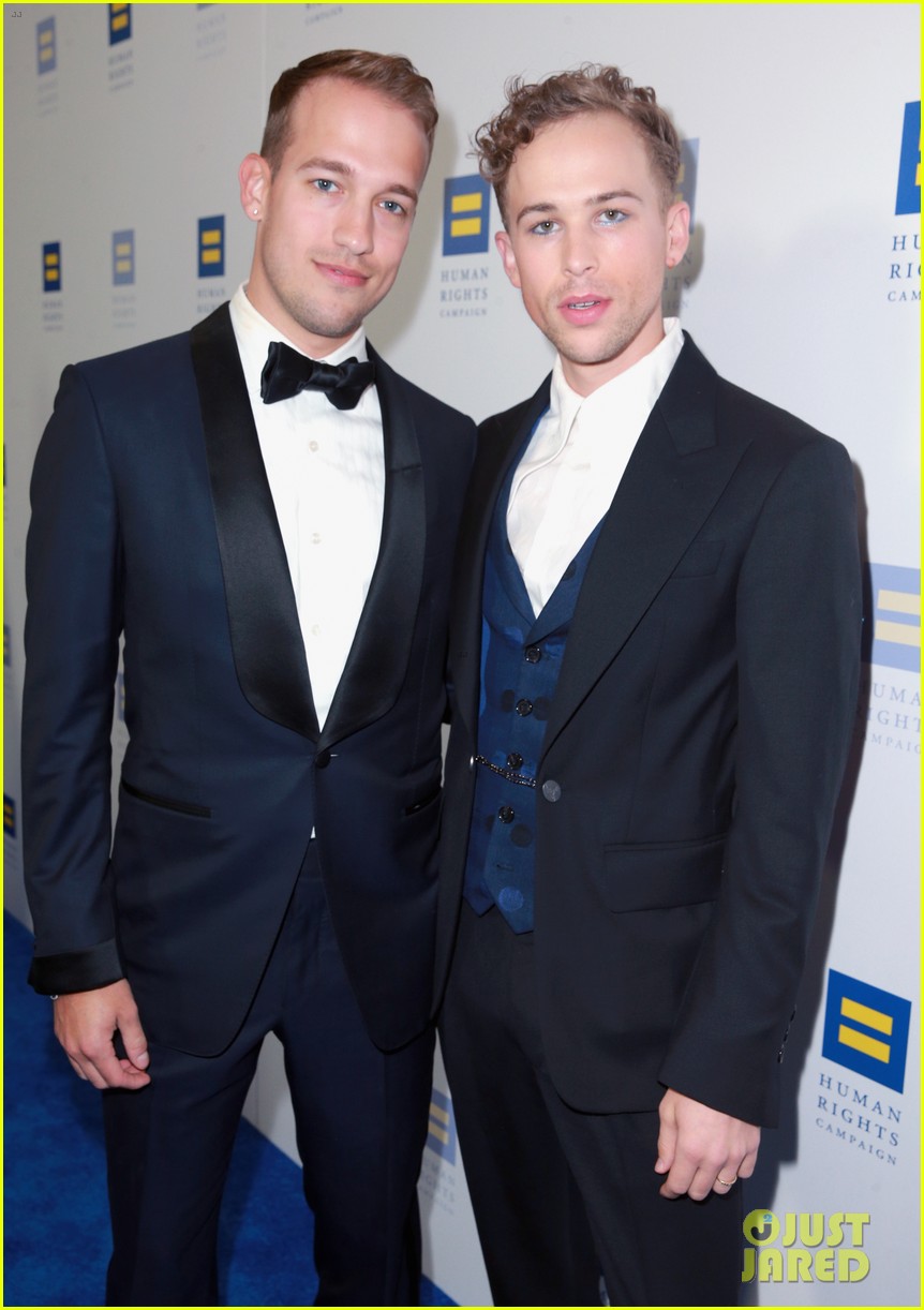 Tommy Dorfman & Husband Peter Zurkuhlen Share a Kiss at Human Rights Gala!