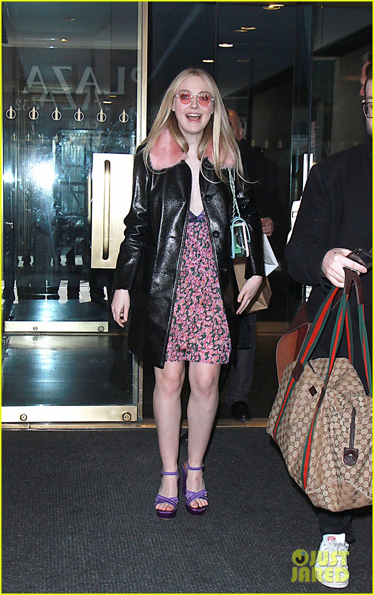 Dakota Fanning Talks About Juggling College with Her Film Career