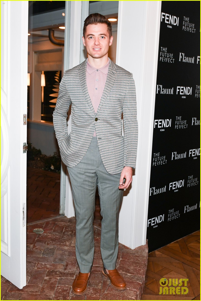 Charlie Heaton Is the Man of the Hour at Fendi Event!