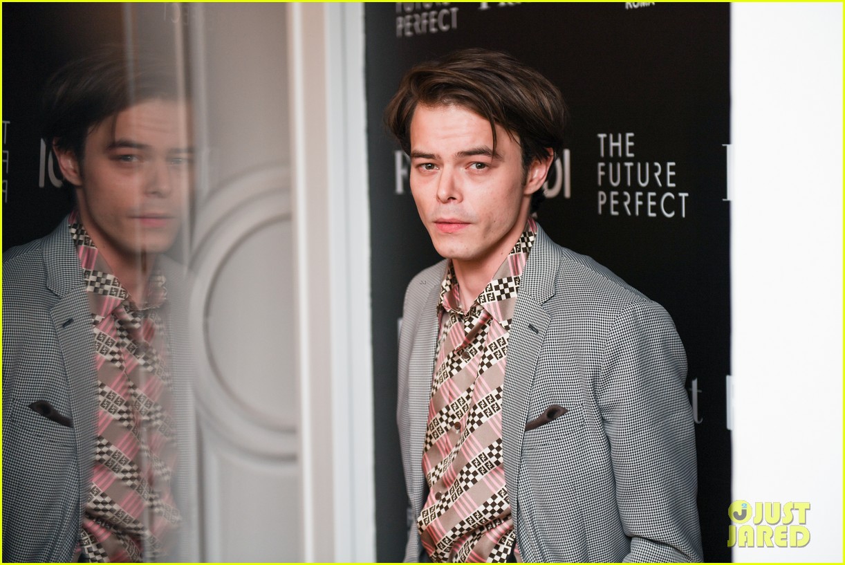 Charlie Heaton Is the Man of the Hour at Fendi Event!