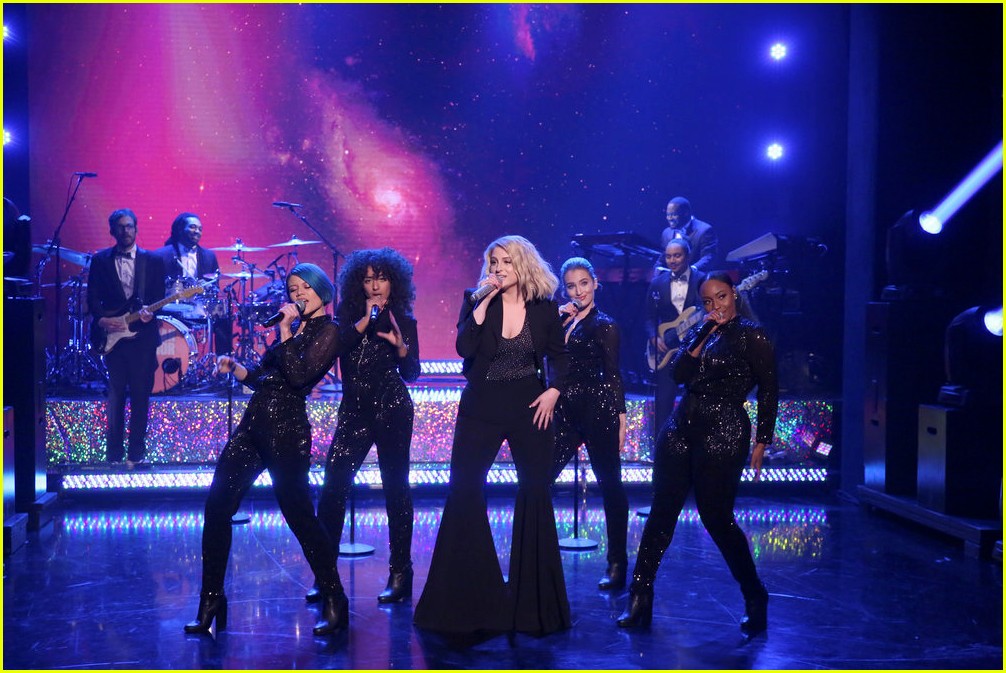 Meghan Trainor Sings 'No Excuses' on the 'Tonight Show' - Watch!
