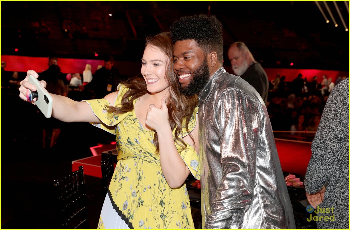 Sofia Reyes Meets Up With Kendall Schmidt at iHeartRadio Music Awards 2018