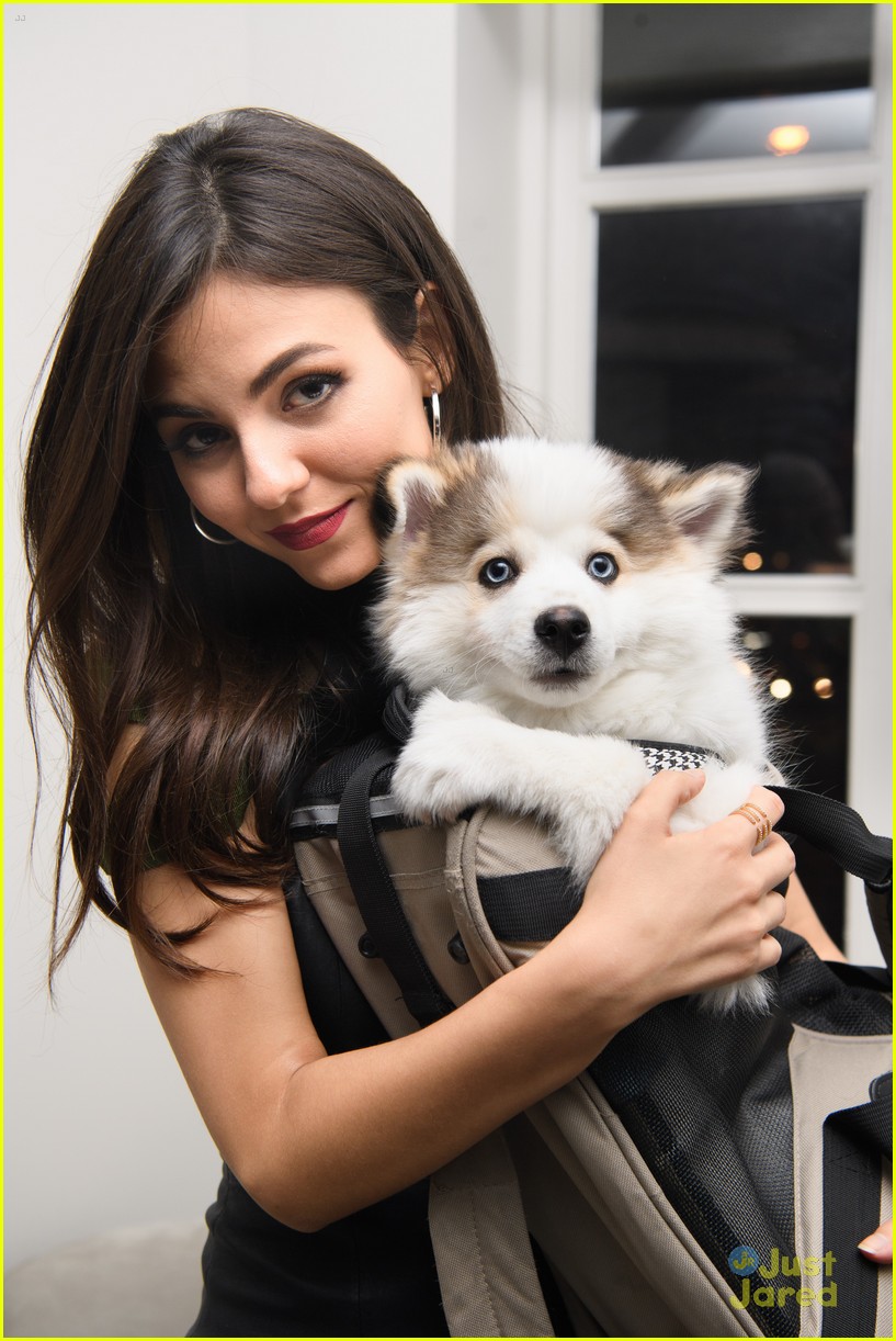 Victoria Justice Dances The Night Away at LMDM Grand Opening Party - Watch!