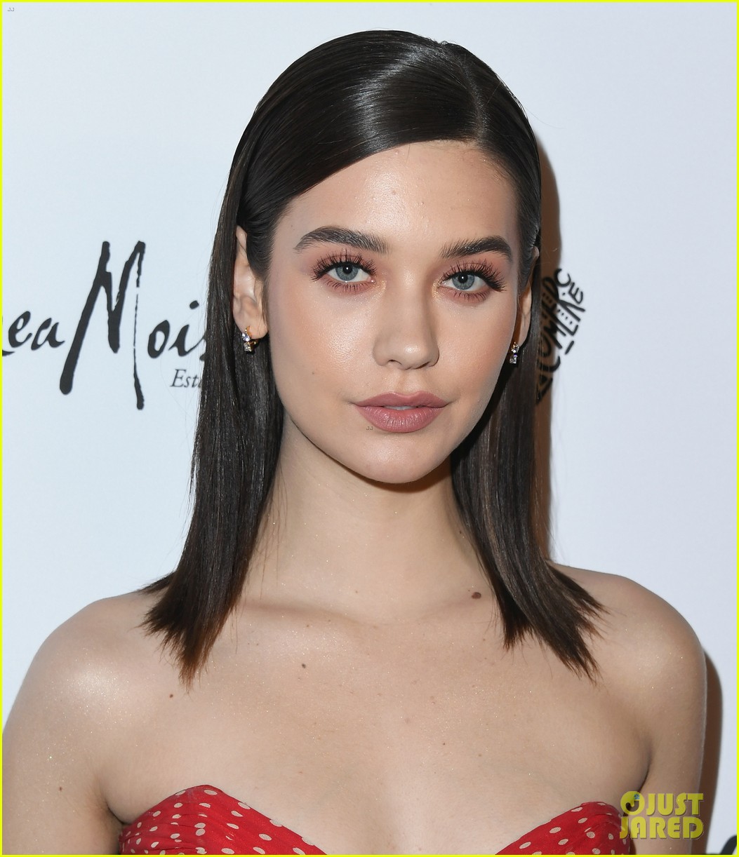 Bailee Madison Flaunts New Blonde Hair at 'Marie Claire' Celebration